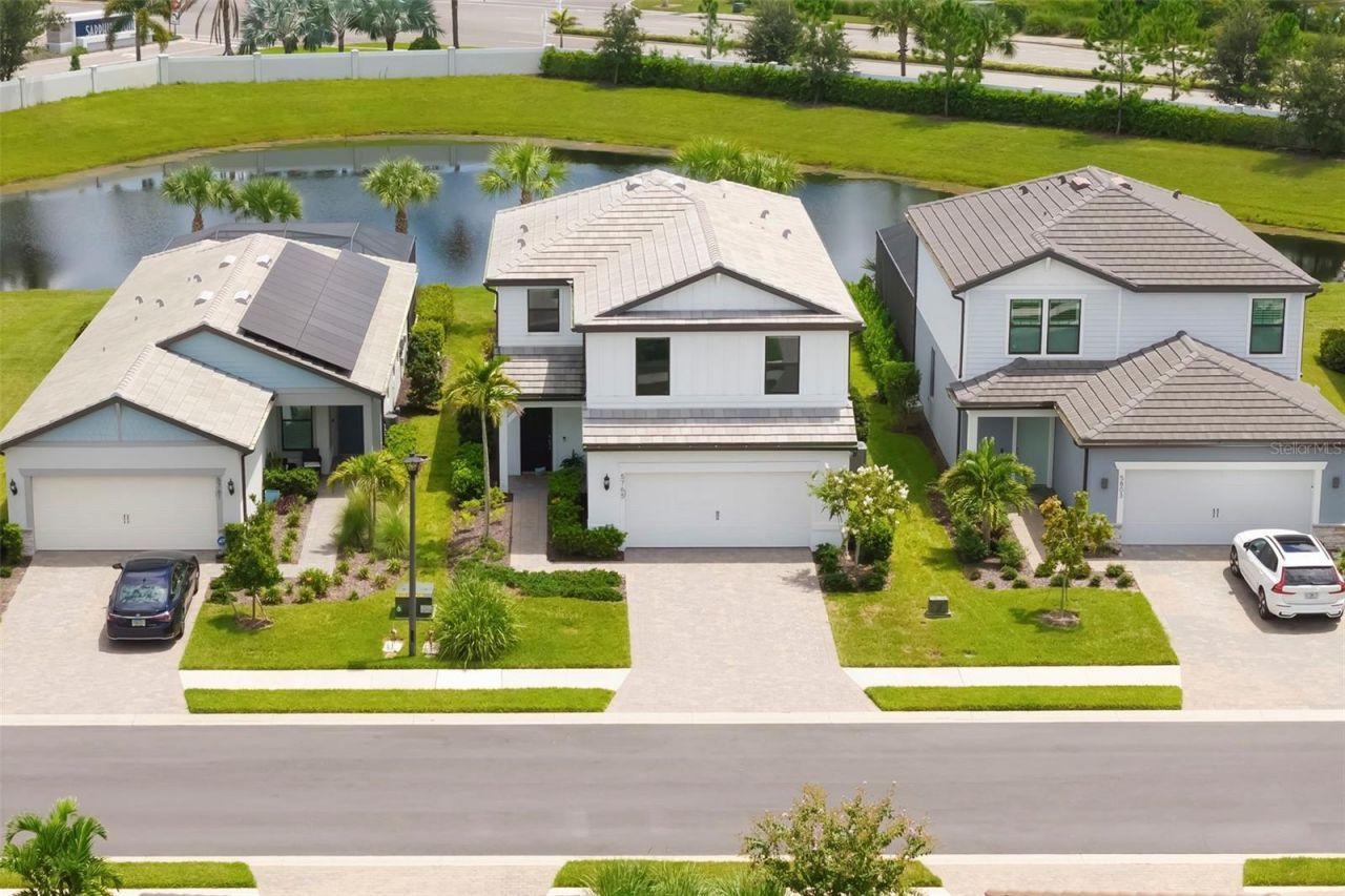 5765 Silverside Pine Court, Bradenton, FL 34211 Photo