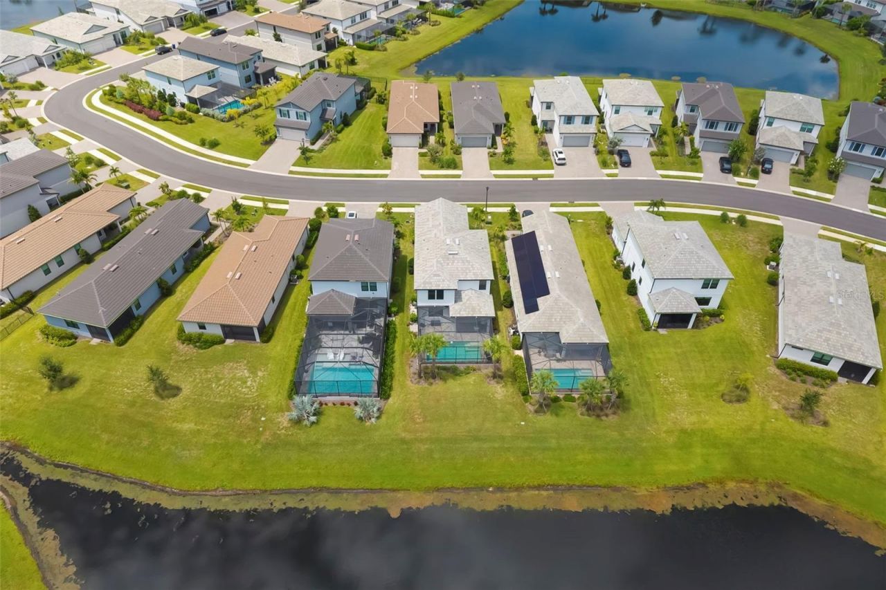 5765 Silverside Pine Court, Bradenton, FL 34211 Photo
