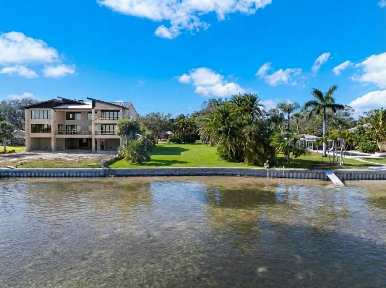 6100 Bahama Shores Drive S, Saint Petersburg, FL 33705 Photo