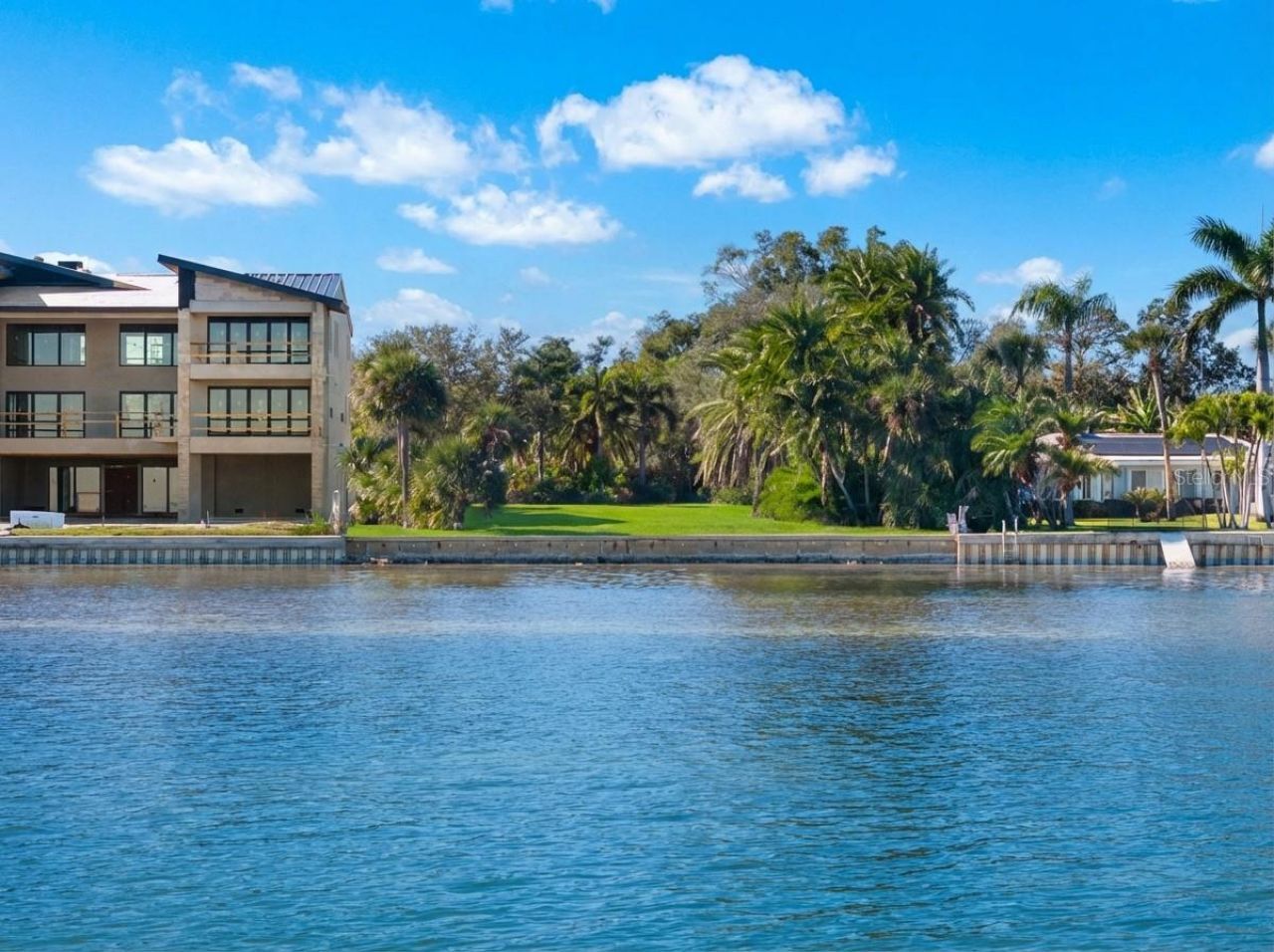 6100 Bahama Shores Drive S, Saint Petersburg, FL 33705 Photo