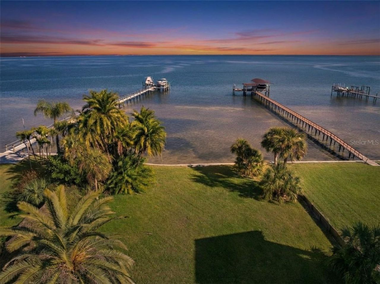 6100 Bahama Shores Drive S, Saint Petersburg, FL 33705 Photo