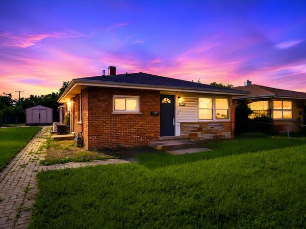 16460 Honore Avenue , Markham, IL 60428