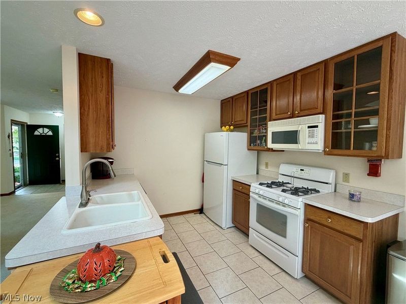 1021 Parsons Road, Grafton, OH 44044 Photo 9