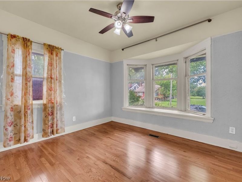17406 Nottingham Road, Cleveland, OH 44119 Photo 15