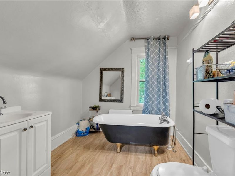17406 Nottingham Road, Cleveland, OH 44119 Photo 23