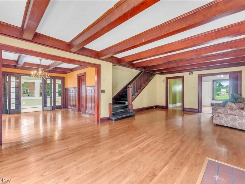 17406 Nottingham Road, Cleveland, OH 44119 Photo 4