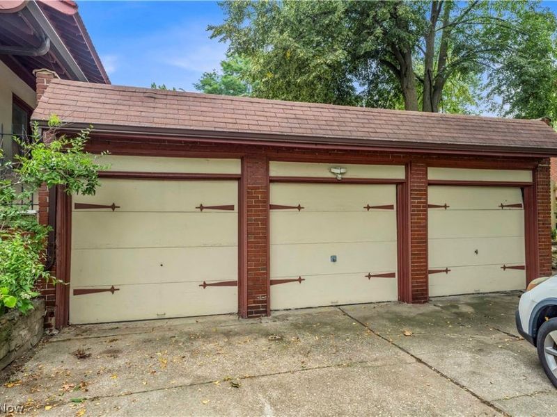 17406 Nottingham Road, Cleveland, OH 44119 Photo 43
