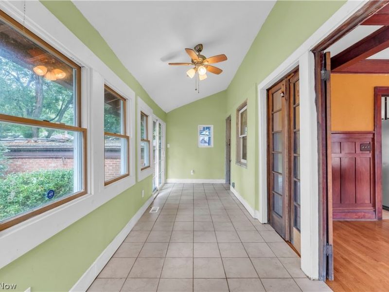 17406 Nottingham Road, Cleveland, OH 44119 Photo 6