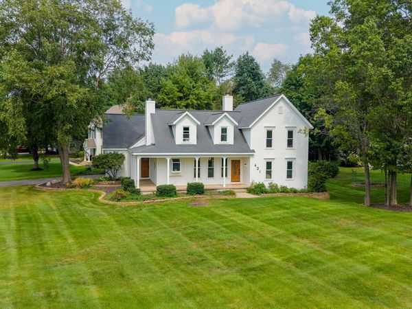 401 Erin Isle Court, Holland, MI 49424