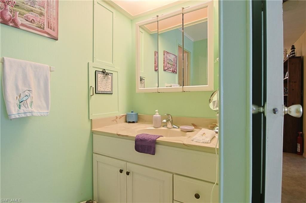 4 Fig St, Alva, FL 33920 Photo