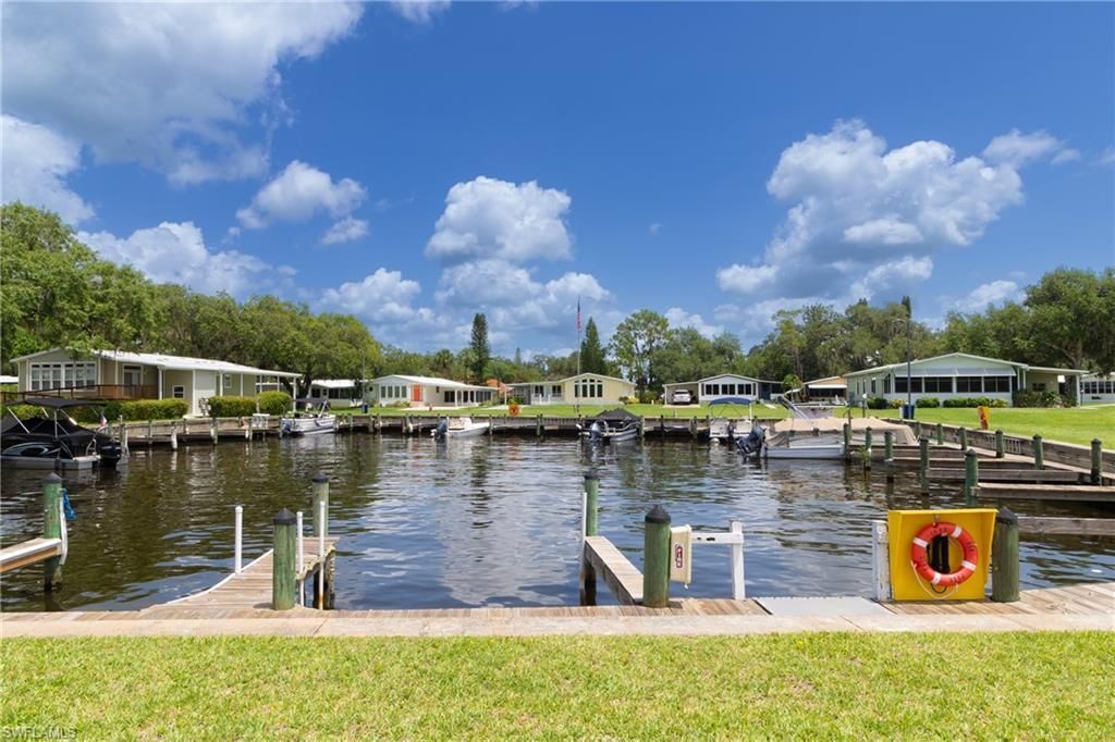 4 Fig St, Alva, FL 33920 Photo