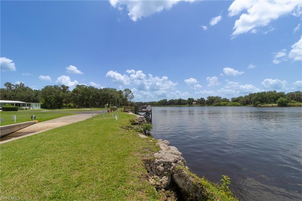 4 Fig St, Alva, FL 33920 Photo