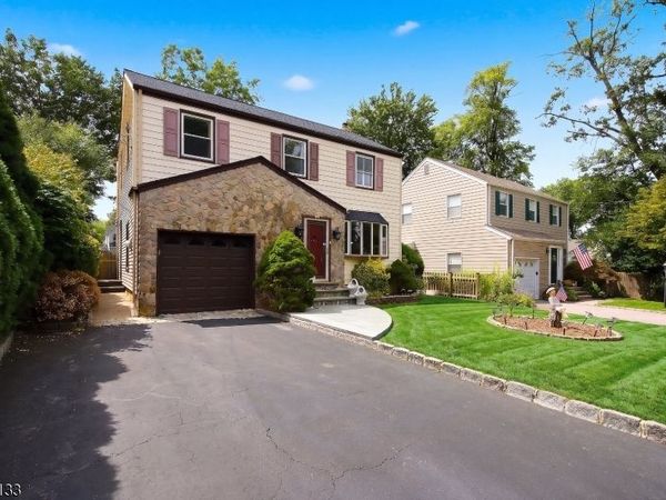 15 Charles St, Nutley, NJ 07110