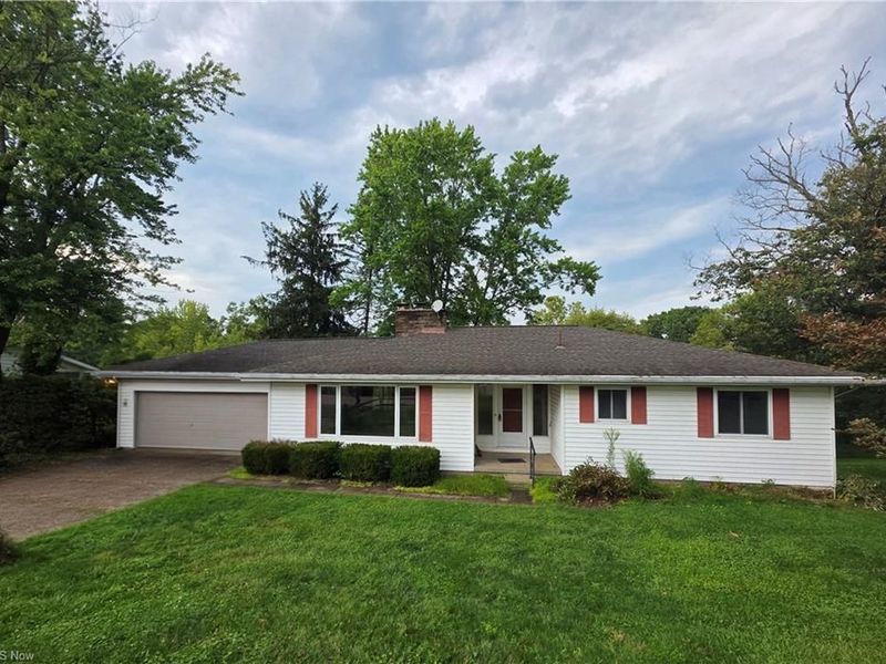 756 Ridgewood Drive, Coshocton, OH 43812 Photo 1