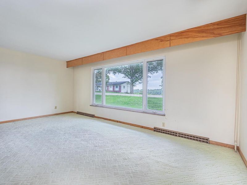 756 Ridgewood Drive, Coshocton, OH 43812 Photo 11
