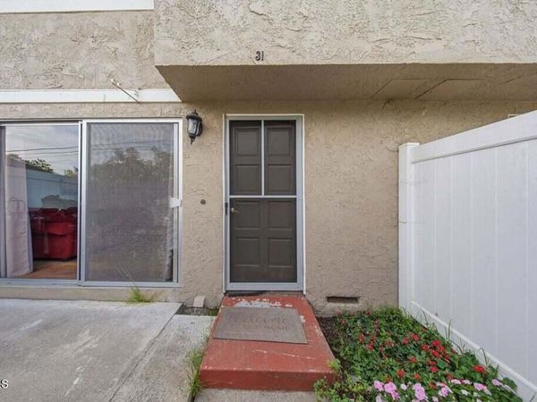 31 Bahia Circle, Santa Paula, CA 93060