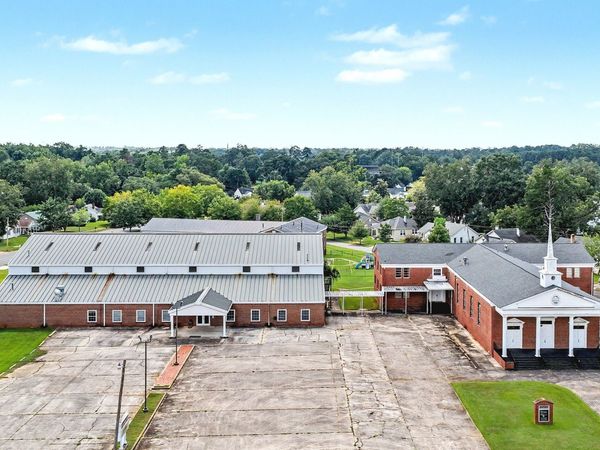 300 West Goodrich Avenue, Thomaston, GA 30286