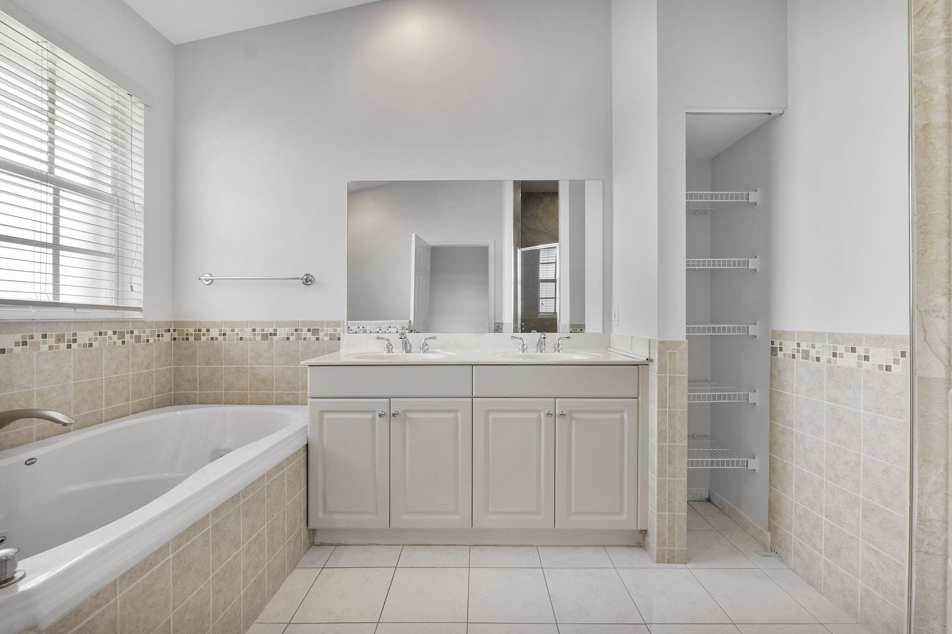 3505 Lakeside Drive, Davie, FL 33328 Photo