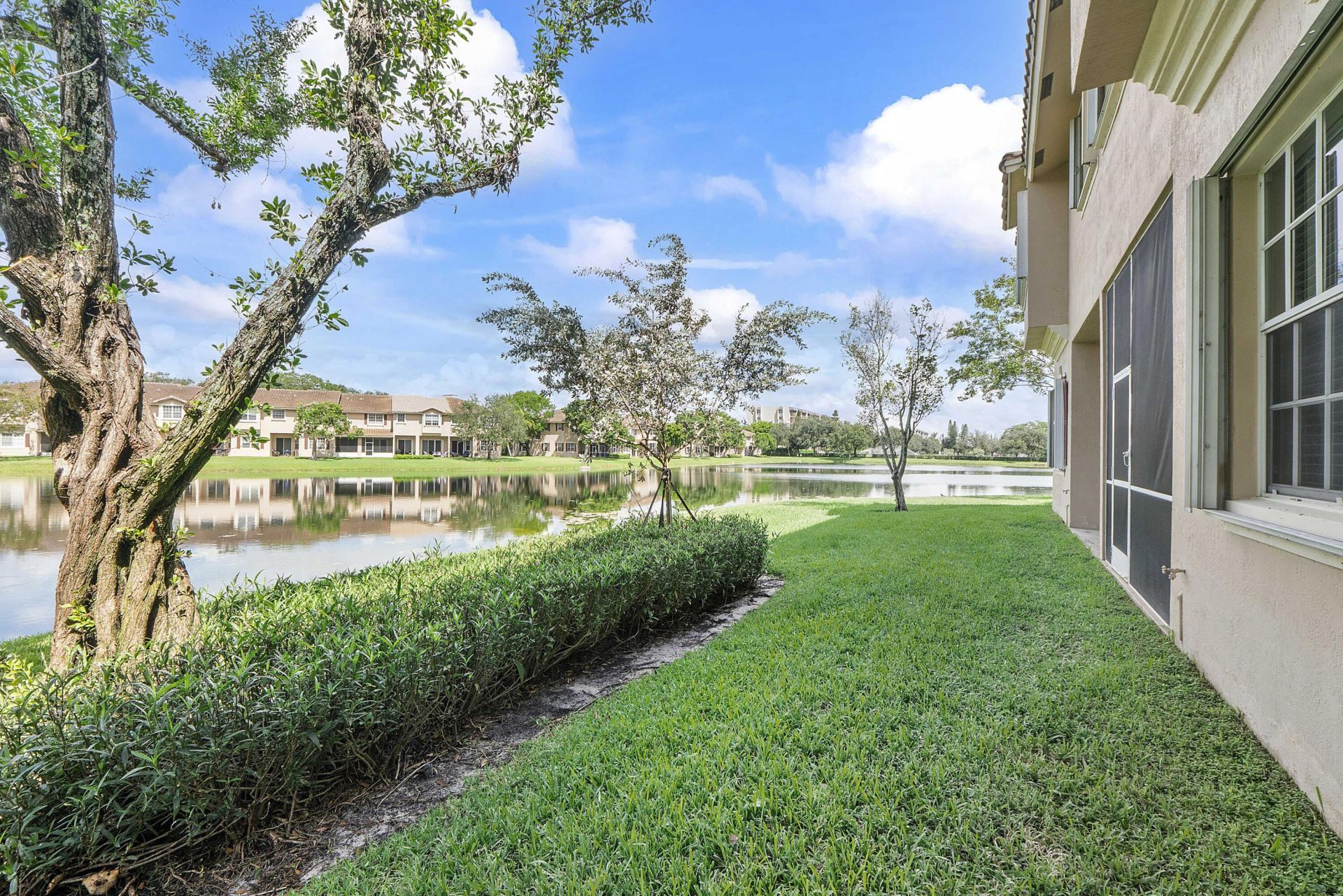 3505 Lakeside Drive, Davie, FL 33328 Photo