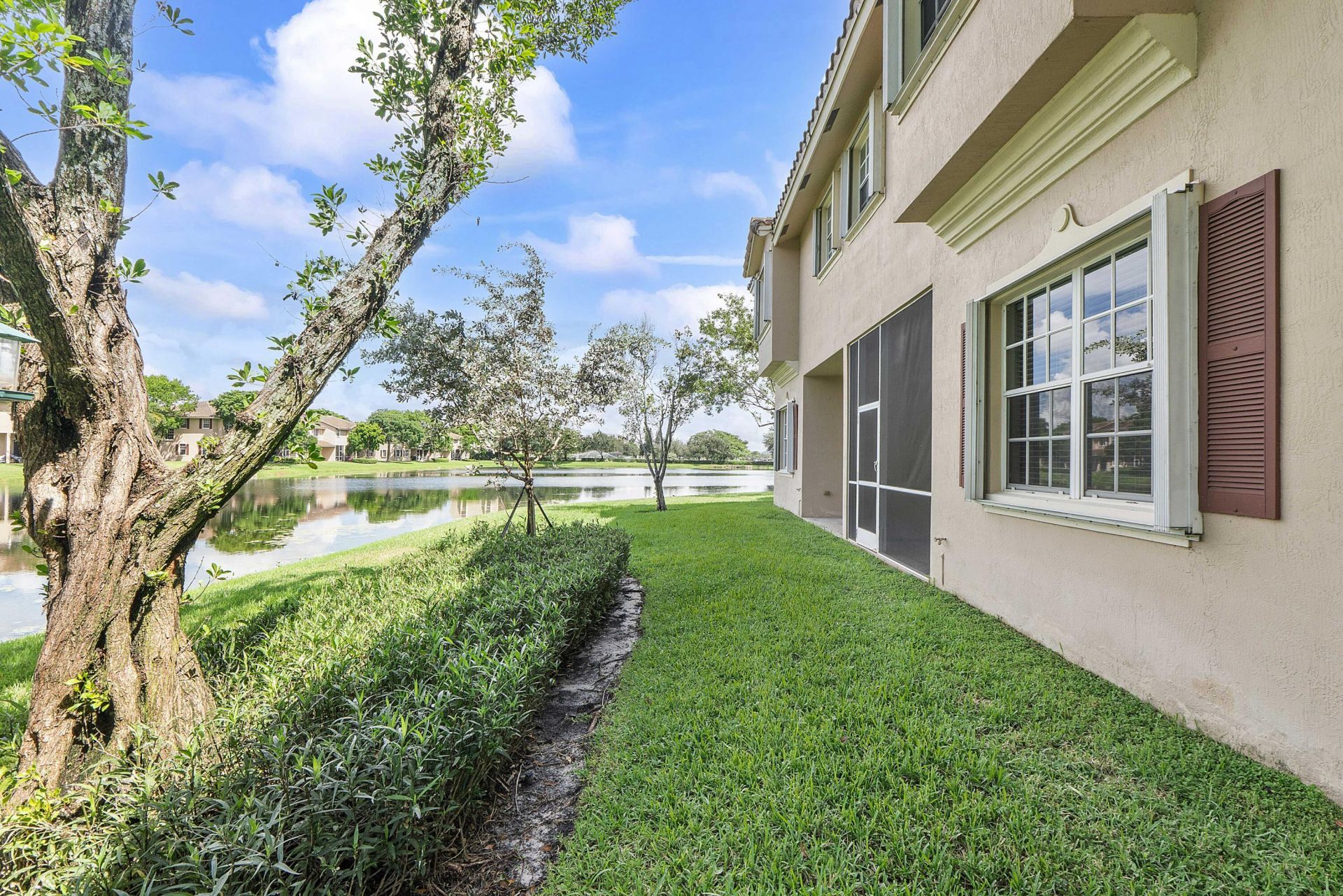 3505 Lakeside Drive, Davie, FL 33328 Photo