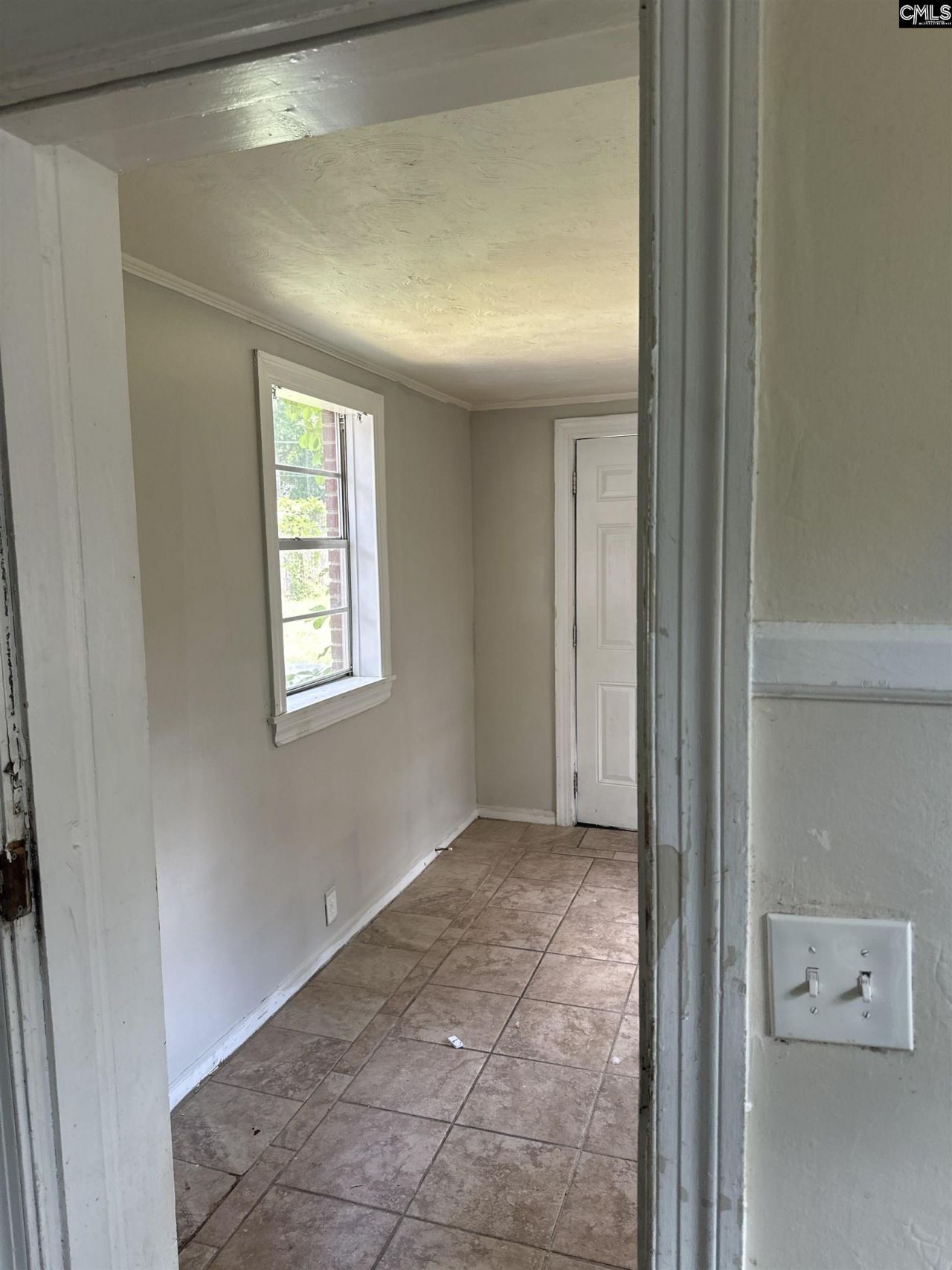 4806 Ridgewood Avenue  Photo 5