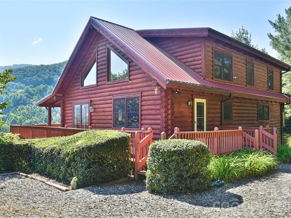 27 Winn Drive, Leicester, NC 28748