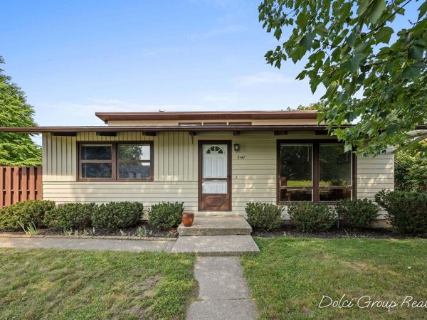 3147 Tuell Street NW, Grand Rapids, MI 49504