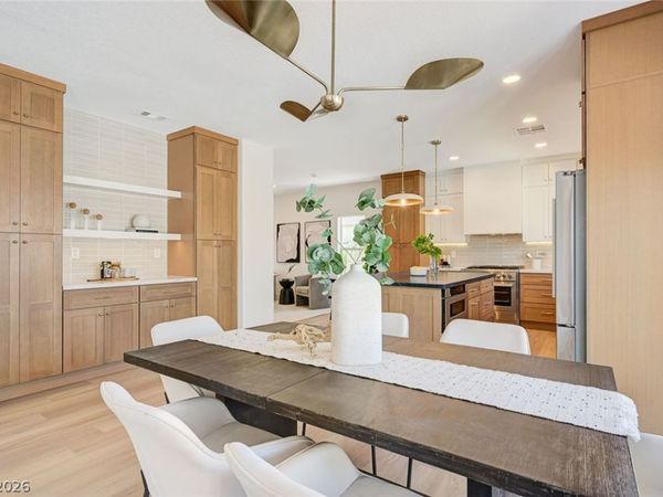 10600 Olivebranch Avenue , Las Vegas, NV 89144