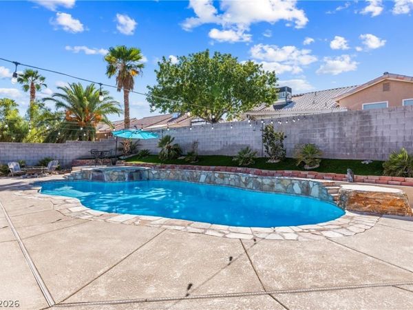 7233 Hawk Haven Street , Las Vegas, NV 89131