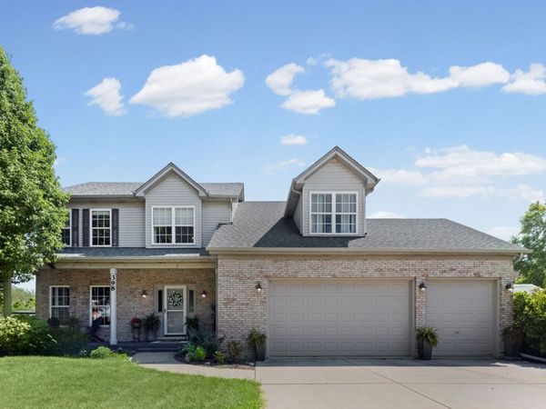 398 Essex Drive , Oswego, IL 60543