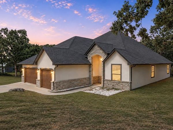 16113 SE 82nd Street, Choctaw, OK 73020