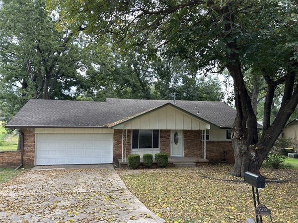11755 S 76th East Avenue, Bixby, OK 74008