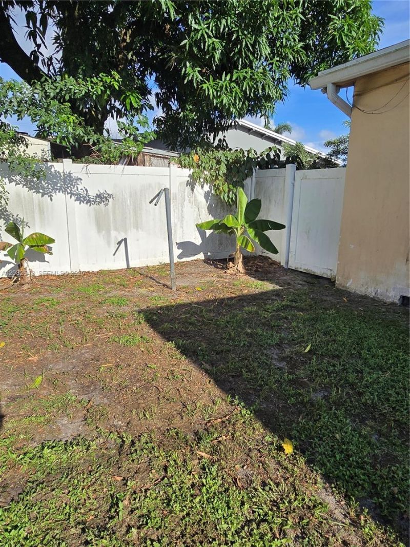 6409 Franklin St, Hollywood, FL 33024 Photo