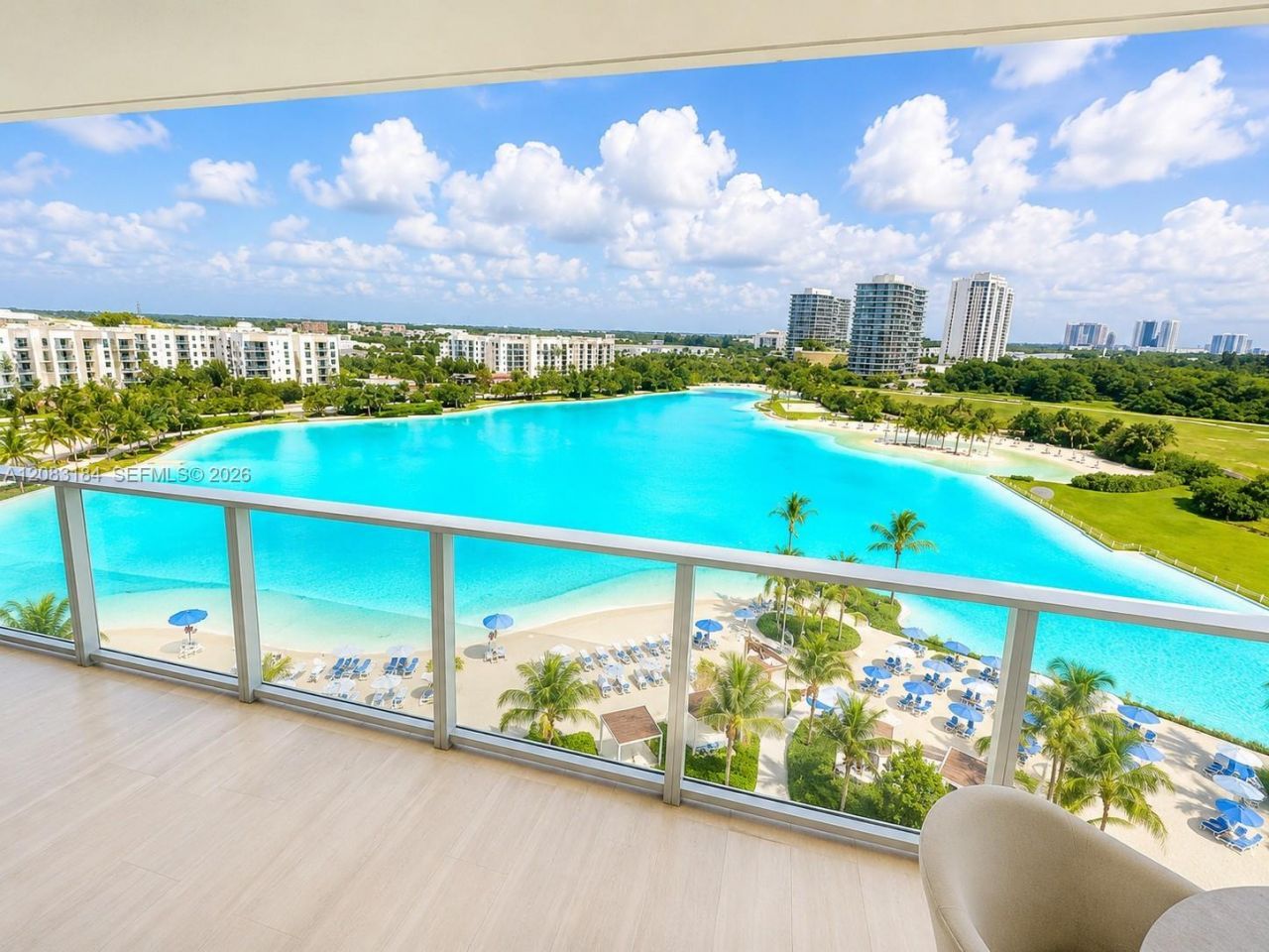 2411 Laguna Cir, Unit 709, Miami, FL 33181 Photo