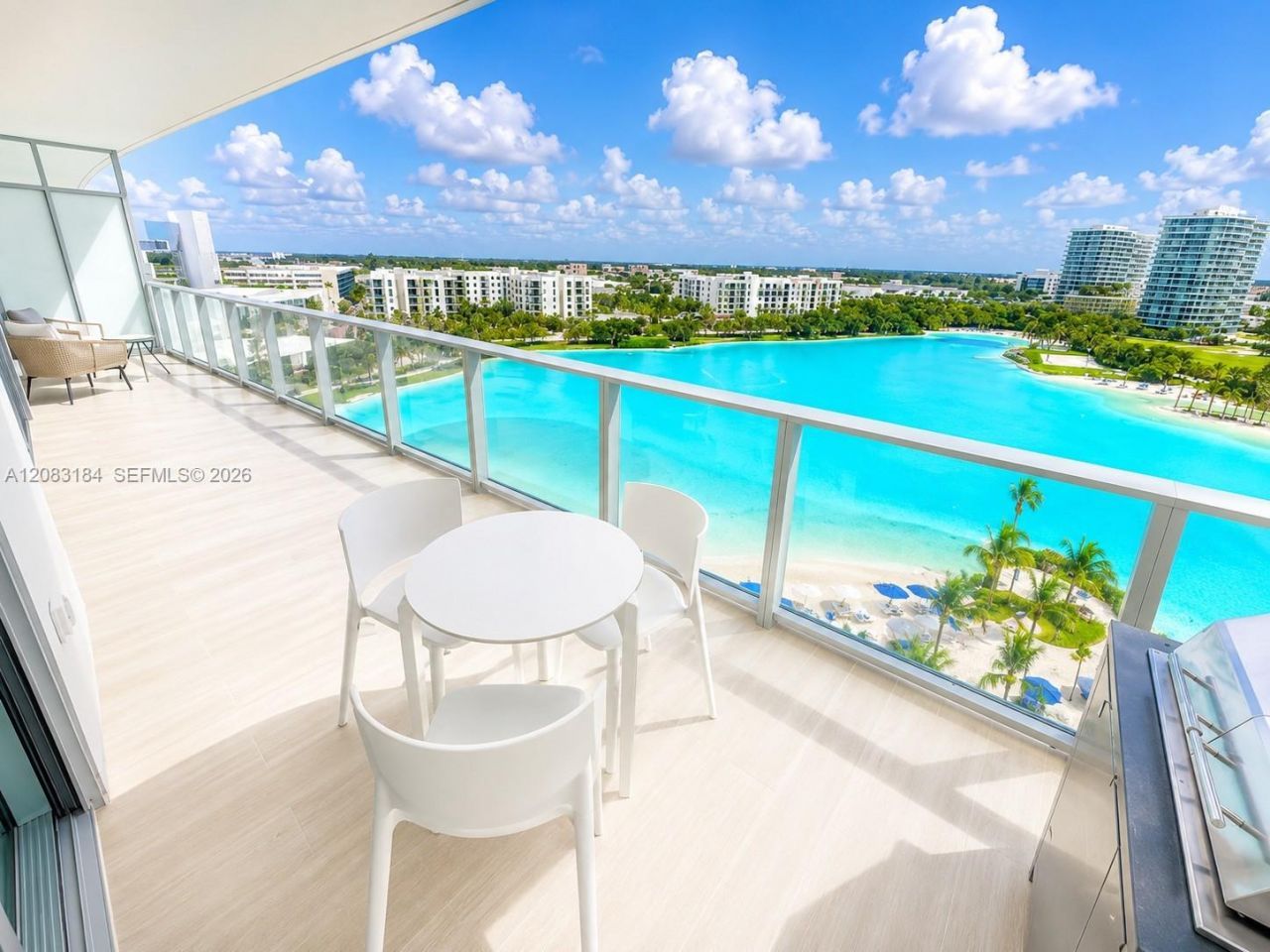 2411 Laguna Cir, Unit 709, Miami, FL 33181 Photo