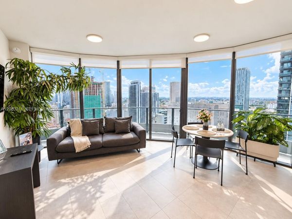 121 NE 5th St, Unit 2905, Miami, FL 33132