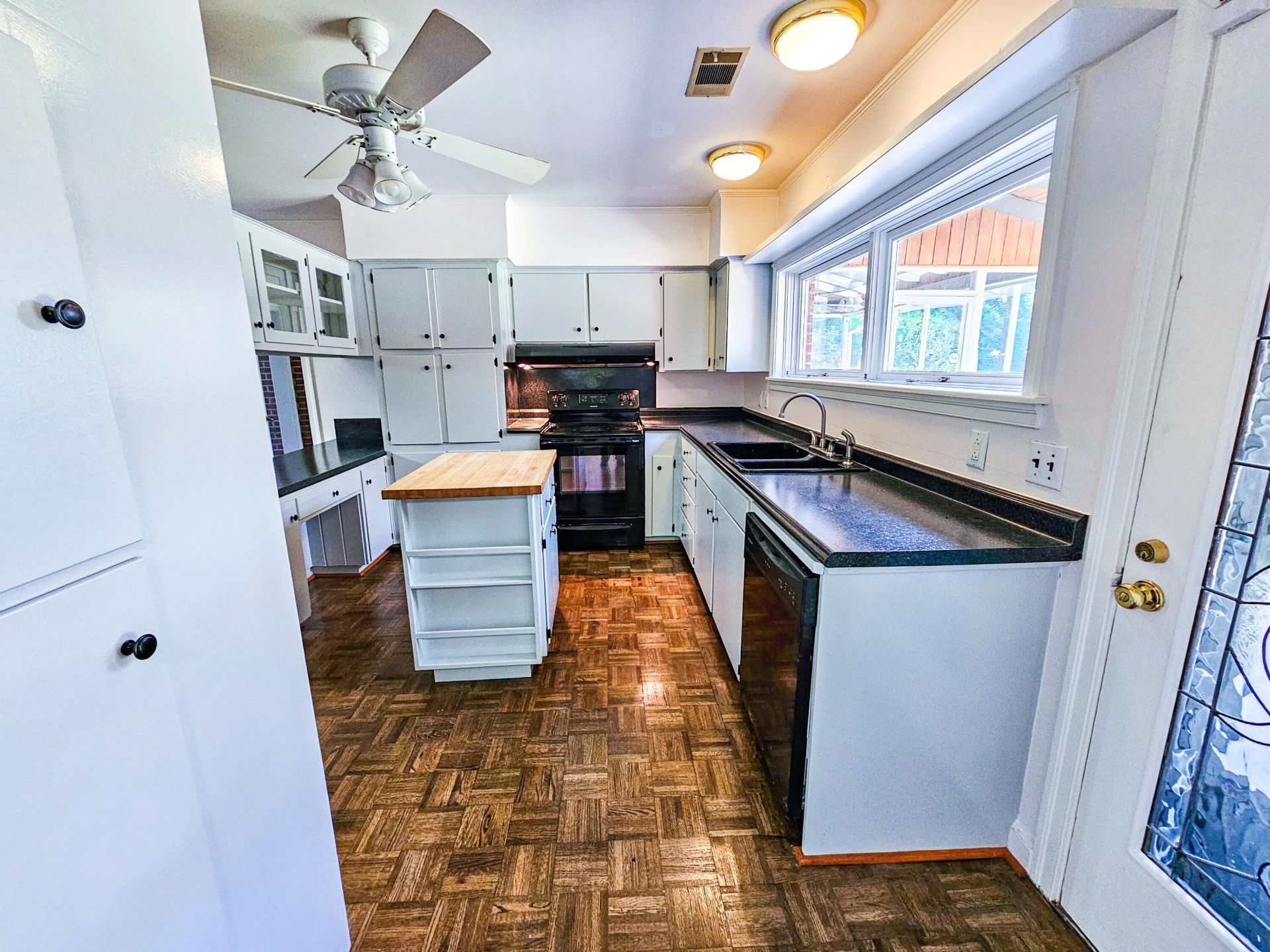 201 Overhill Road Photo 18