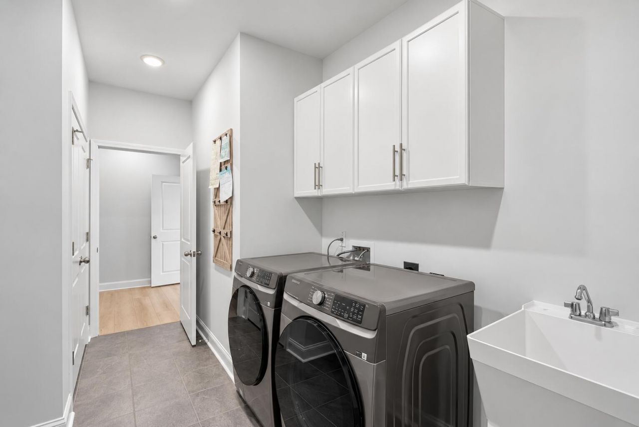 532 Pink Lily Lane Photo 38
