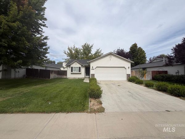 1916 W Havenwood Ave, Nampa, ID 83651