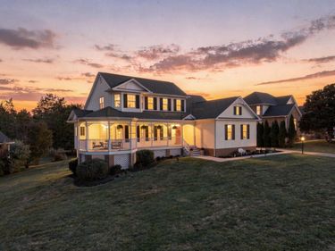 1348 Lake Shore Drive, Forest, VA 24551