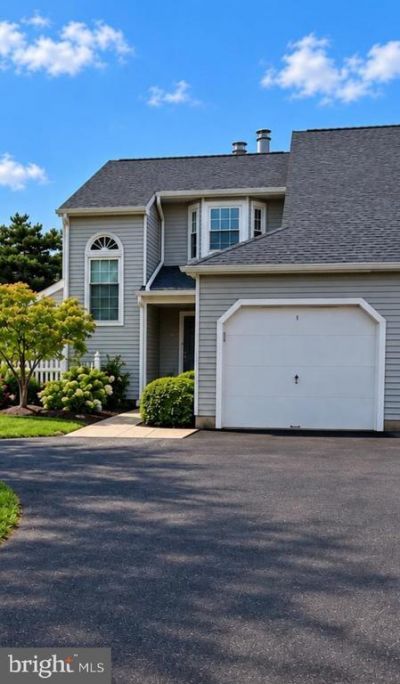659 B ROSE HOLLOW DRIVE , YARDLEY, PA 19067