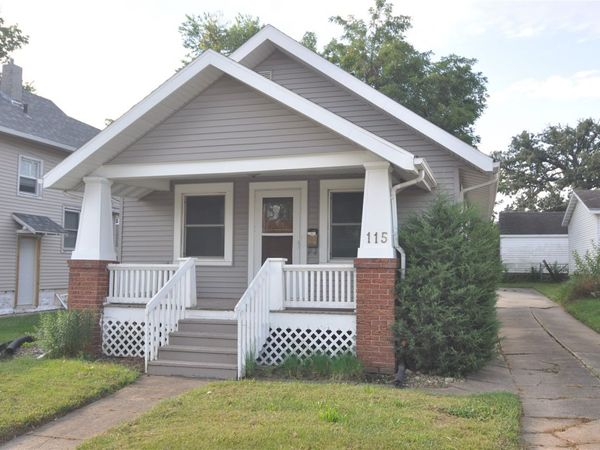 115 27th Street Drive, Cedar Rapids, IA 52403