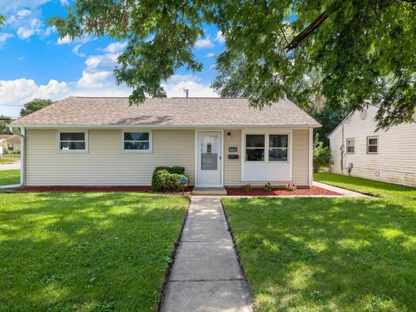 2106 Webster Avenue , Joliet, IL 60436