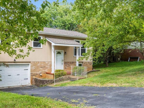 9005 Waconda Shore Drive, Chattanooga, TN 37416