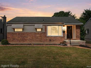 15110 Drake Street , Southgate, Mi 48195