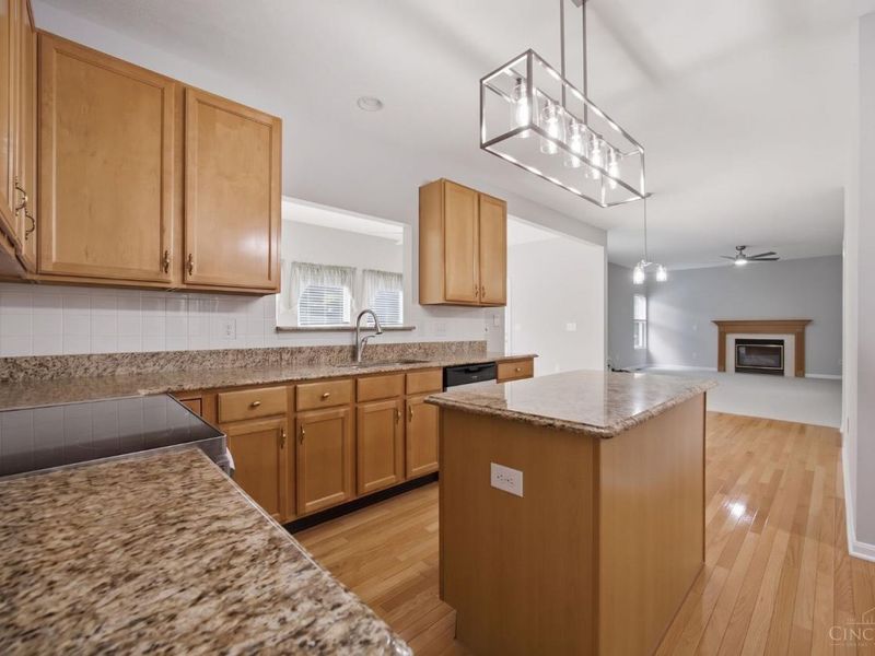 7765 Hedgewood Circle, Deerfield Township, OH 45040 Photo 14