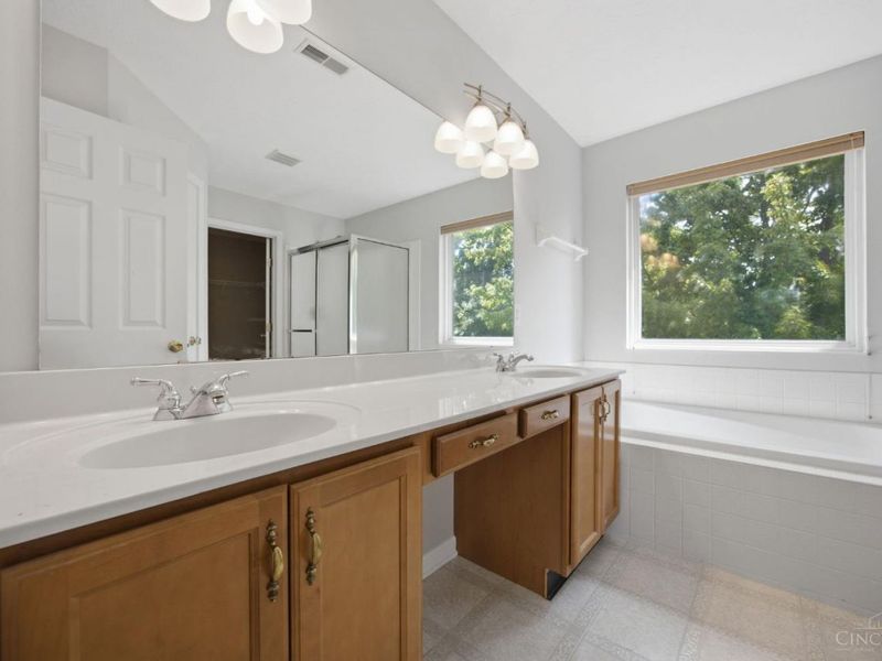 7765 Hedgewood Circle, Deerfield Township, OH 45040 Photo 41