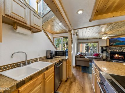 165 Holly Lane, Stateline, NV 89449 Photo
