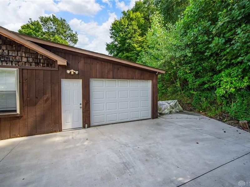 10526 Mudlick Road, Germantown, OH 45327 Photo 7