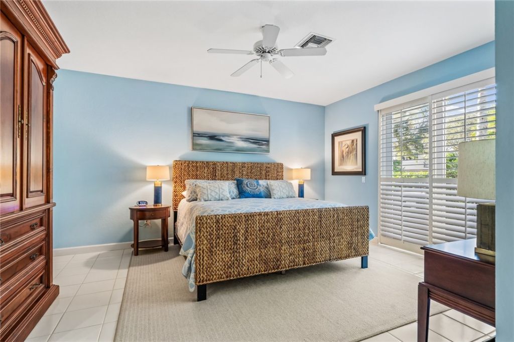 240 S Peppertree Drive, Vero Beach, FL 32963 Photo